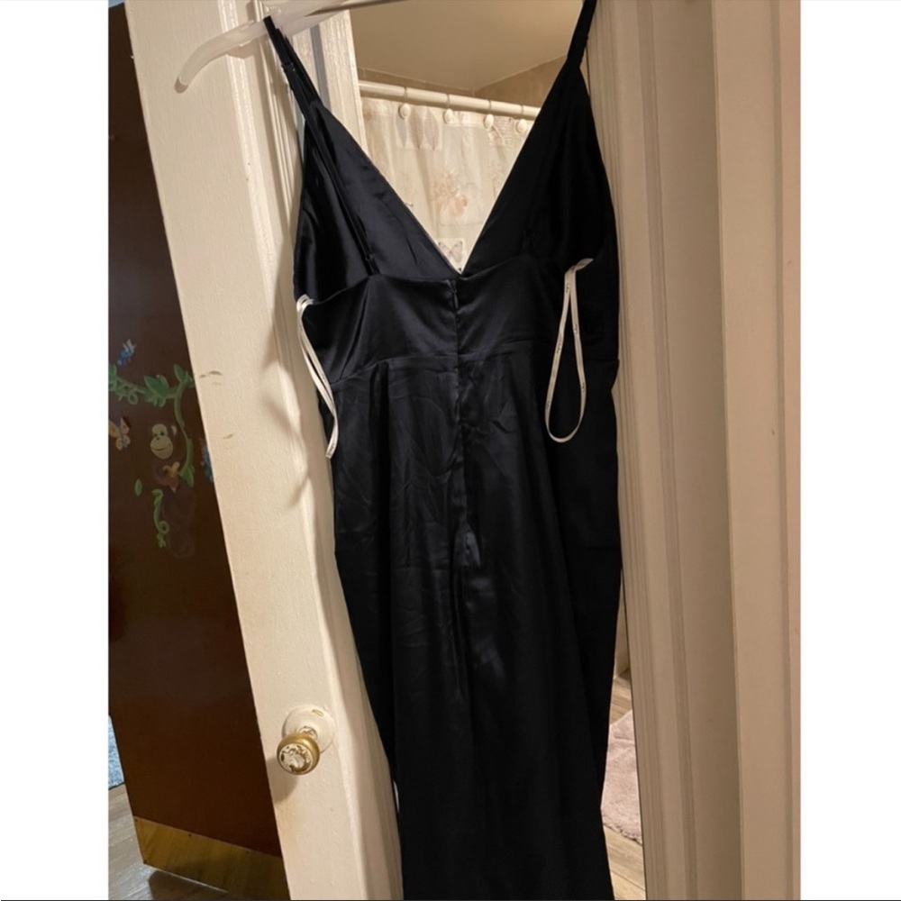 Lulu’s Dress - Picture 4 of 4